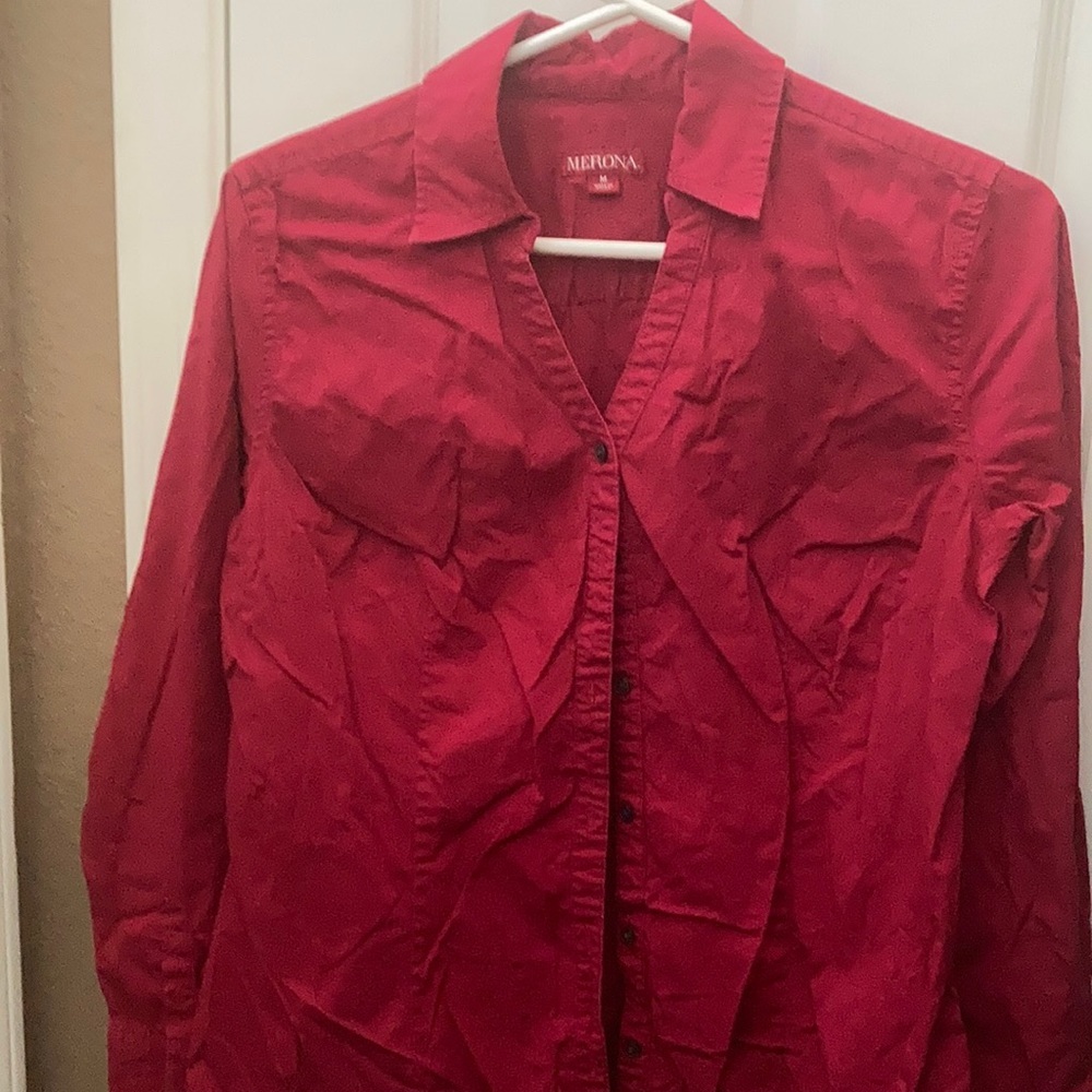 FINAL MARKDOWN Ladies merona blouse (M)